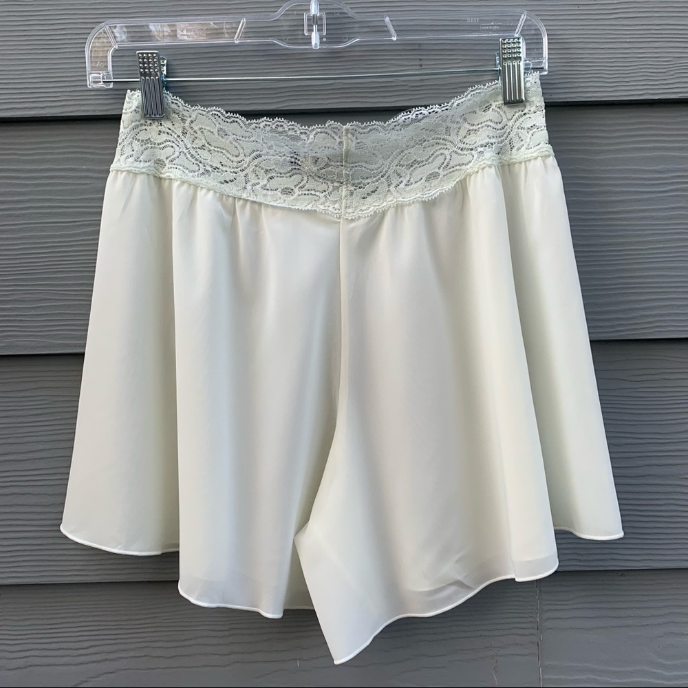 Pierre Cardin camisole set with shorts size M - Picture 12 of 16
